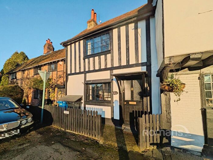 2 Bedroom Cottage To Rent In The Street, Waltham St. Lawrence, Reading, RG10