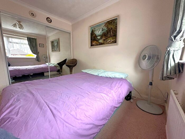 2 Bedroom Semi-Detached Bungalow For Sale In Belmont Close, Kingsteignton, Newton Abbot, TQ12