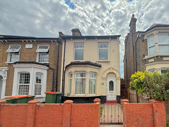 3 Bedroom Terraced House To Rent In Sebert Road, Forest Gate, Newham, London, E7