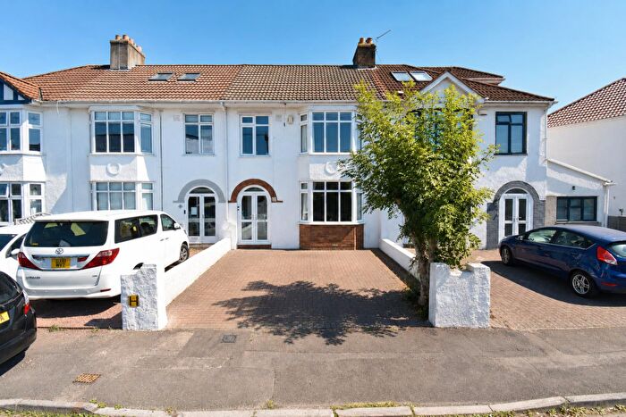 3 Bedroom Terraced House For Sale In Attractive Bed 's Family Home With Double Garage On Tuffley Road Nr Henleaze Lake, BS10