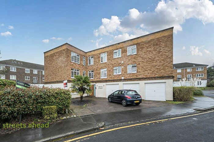 2 Bedroom Flat To Rent In Edith Court, Croydon, CR0