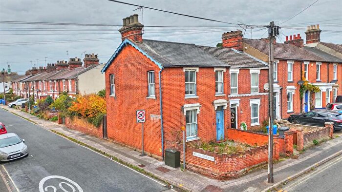 3 Bedroom End Of Terrace House For Sale In Warwick Road, Ipswich, IP4