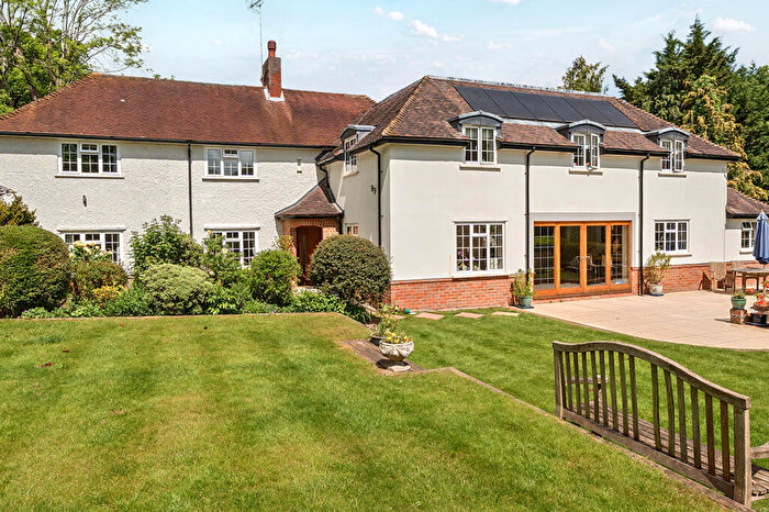 5 Bedroom Detached House For Sale In North Park, Gerrards Cross, SL9
