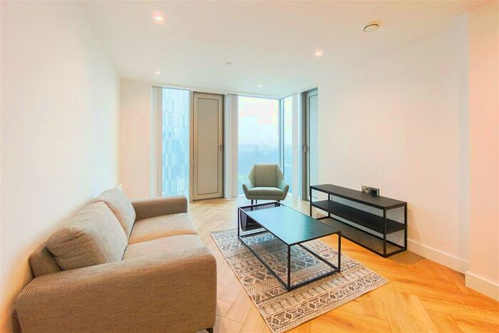 1 Bedroom Property To Rent In Elizabeth Tower, M15