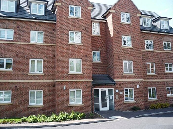 1 Bedroom Flat For Sale In Castle Grove, Pontefract, WF8
