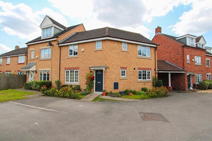 3 Bedroom Semi-Detached House For Sale In Sunflower Gardens, Bessacarr, Doncaster, DN4
