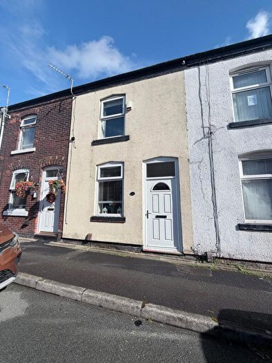 3 Bedroom Terraced House For Sale In Alexandra Street, Ashton-Under-Lyne, OL6