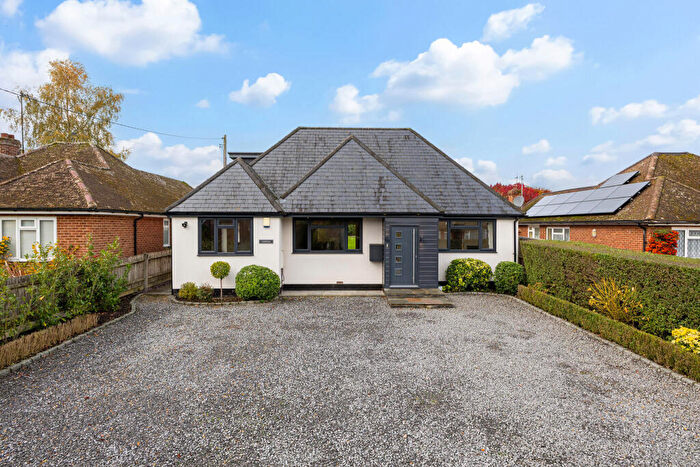 4 Bedroom Detached House For Sale In Coopers Lane, Tadley, RG26
