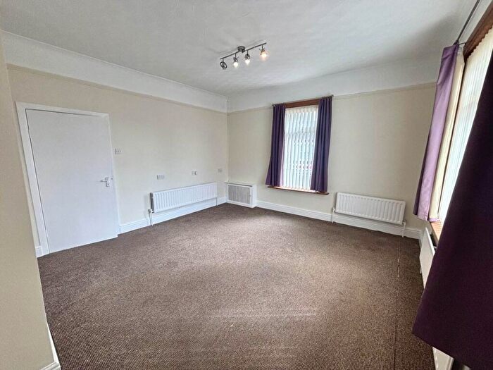 2 Bedroom Flat To Rent In Derby Lane, Liverpool, L13