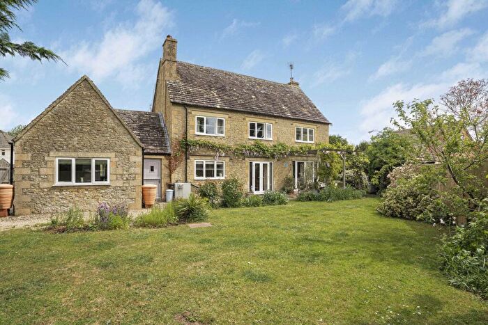4 Bedroom Detached House For Sale In Rixon Gate, Ashton Keynes, Swindon, Wiltshire, SN6