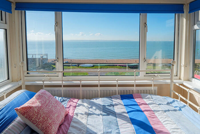 4 Bedroom Terraced House For Sale In Hill Head Road, Hill Head, PO14