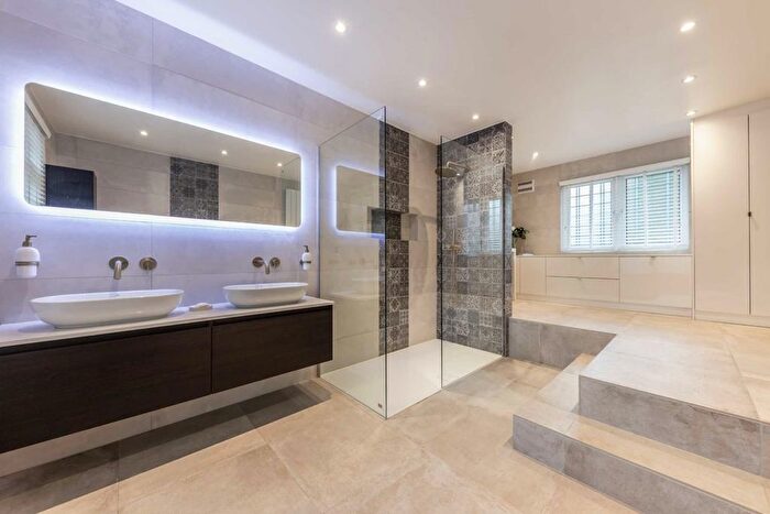 5 Bedroom Detached House To Rent In The Grove, Isleworth, TW7