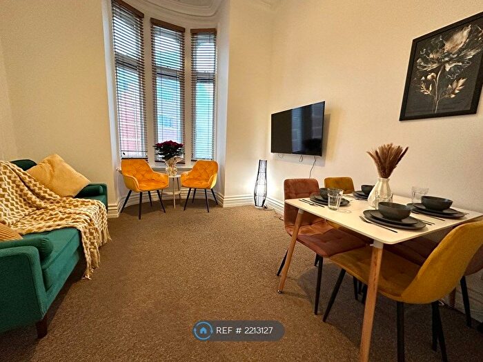 2 Bedroom Detached House To Rent In West Court, Southsea, PO4