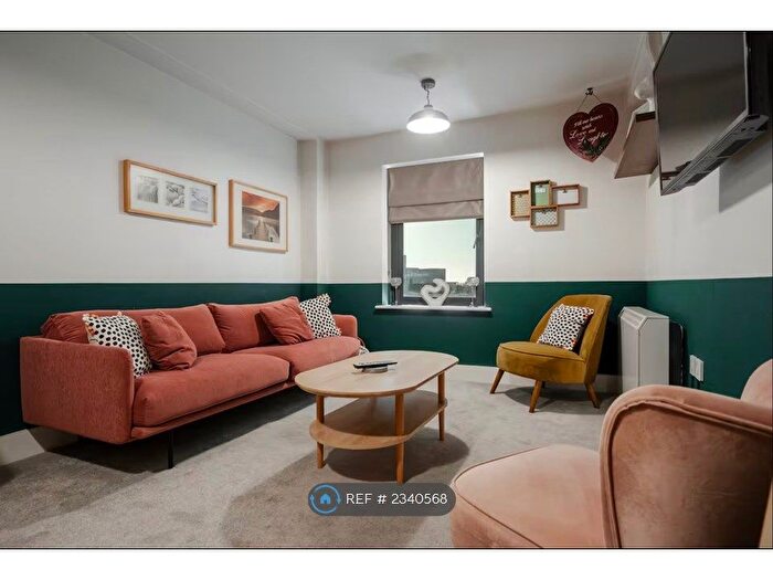 2 Bedroom Flat To Rent In Lydia Ann Street, Liverpool, L1