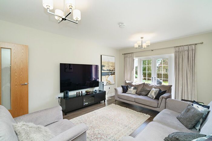 5 Bedroom Detached House To Rent In Friarsfield Walk, Cults, Aberdeen, AB15