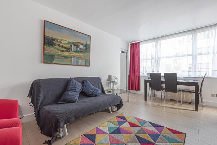 1 Bedroom Flat To Rent In Kensington Church Street, Notting Hill, W8
