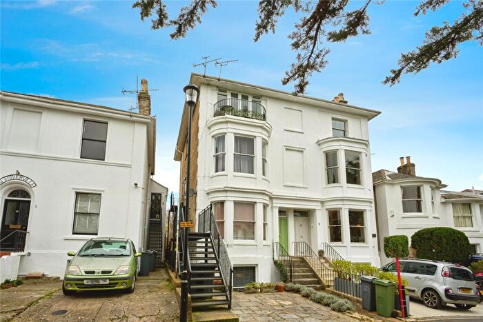 Flat For Sale In Vernon Square, Ryde, Isle Of Wight, PO33