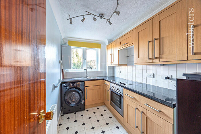 1 Bedroom Flat To Rent In Stuart Gardens, Norwich, NR1
