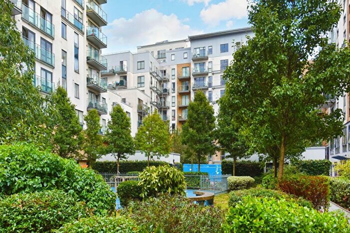 1 Bedroom Apartment To Rent In Ceram Court Seven Sea Gardens, E3