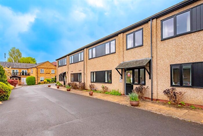 1 Bedroom Property For Sale In Alexandra Road, Aldershot, GU11