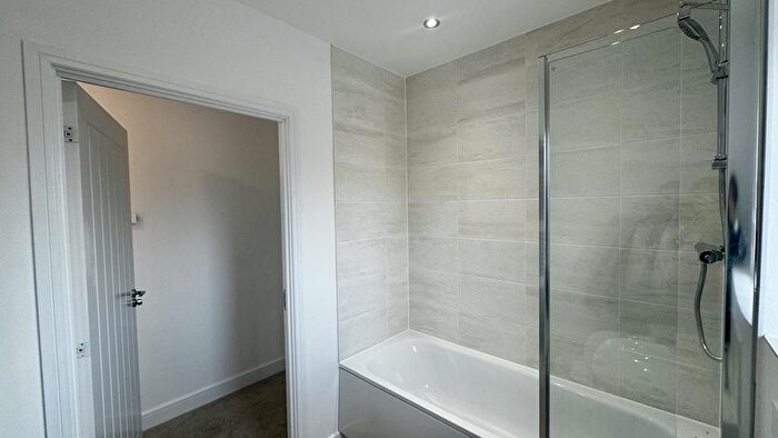 2 Bedroom Flat To Rent In Cherry Orchard, Swanscombe, DA10