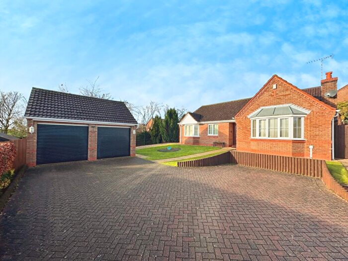 3 Bedroom Detached Bungalow For Sale In Morley Close, Brizlincote Valley, Burton-on-Trent, DE15