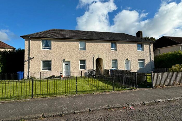 2 Bedroom Flat For Sale In , Tontine Park, Renton, G82