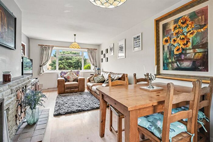 2 Bedroom Semi-Detached House For Sale In Parks Avenue, South Wingfield, DE55