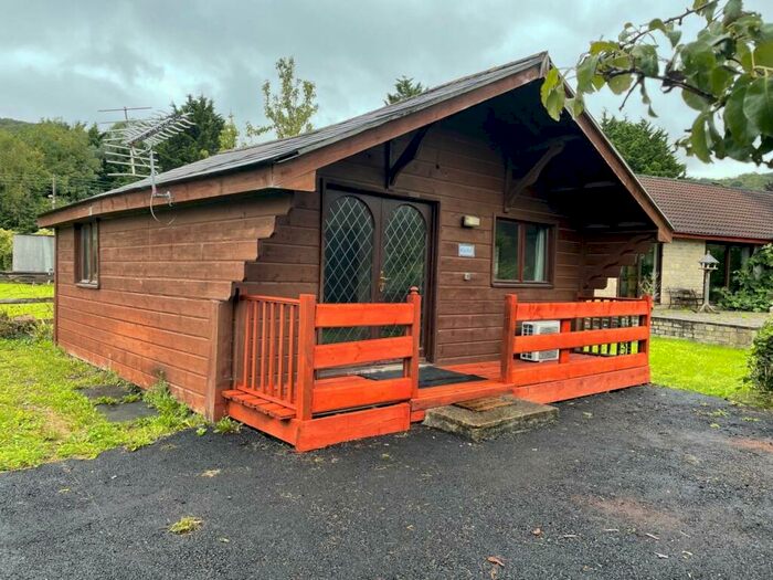 1 Bedroom Chalet To Rent In Waterside, Cheddar Road, Axbridge, BS26
