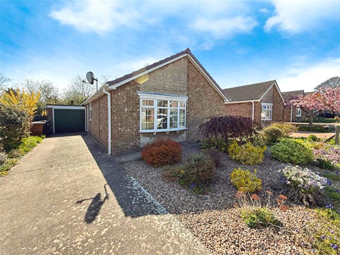 3 Bedroom Bungalow For Sale In Meadow Close, North Hykeham, Lincoln, Lincolnshire, LN6