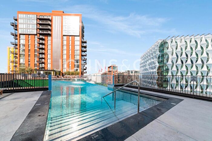2 Bedroom Apartment To Rent In Capital Building, Embassy Gardens, London, SW11