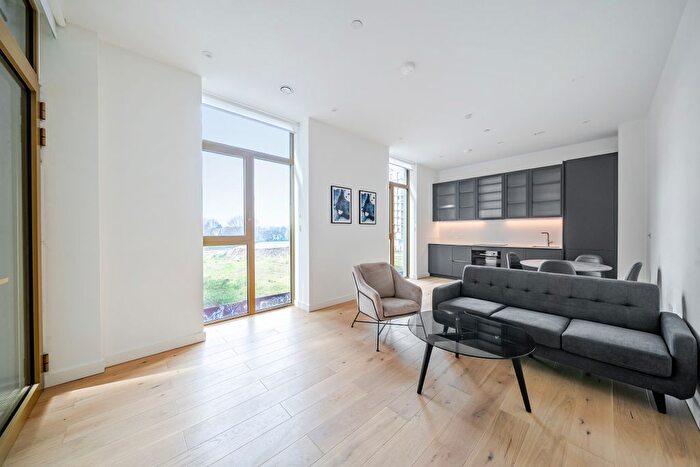 1 Bedroom Flat To Rent In Ashley Road, London, N17