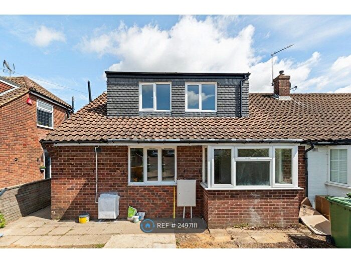 Studio To Rent In The Greenway, Potters Bar, EN6