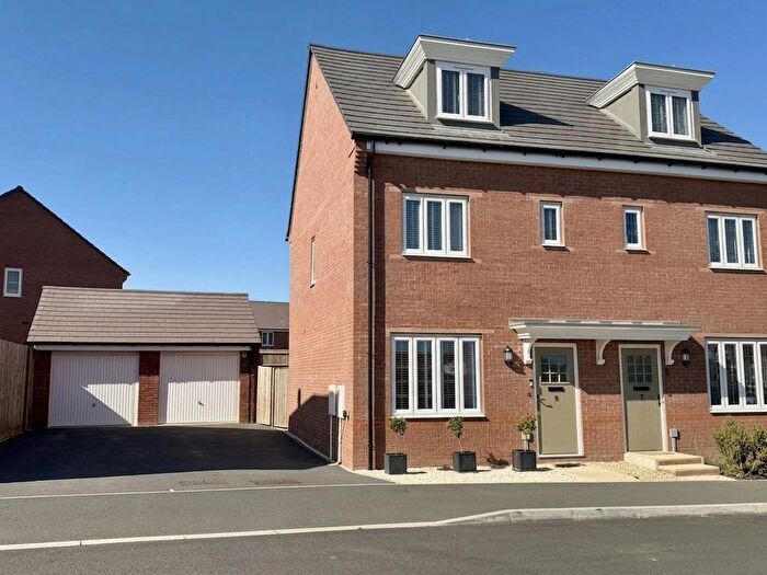 3 Bedroom Semi-Detached House For Sale In Emerald Drive, Holmer, Hereford, HR4