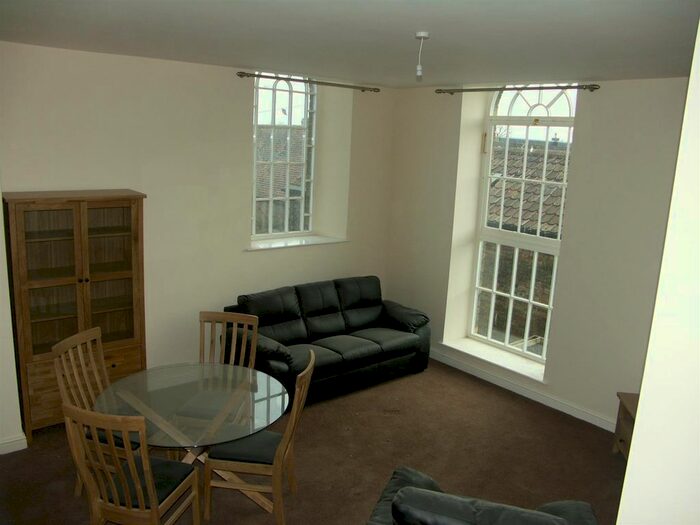 1 Bedroom Flat To Rent In Chapel Court, Sun Street, Sandy, SG19