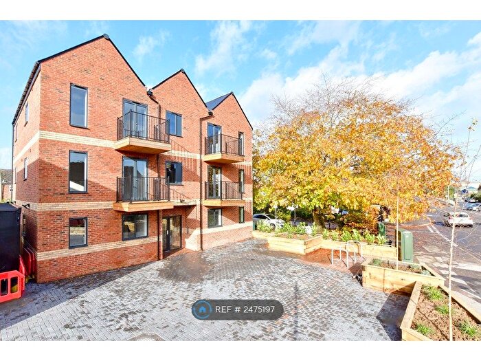 1 Bedroom Flat To Rent In Maidstone Road, Paddock Wood, Tonbridge, TN12