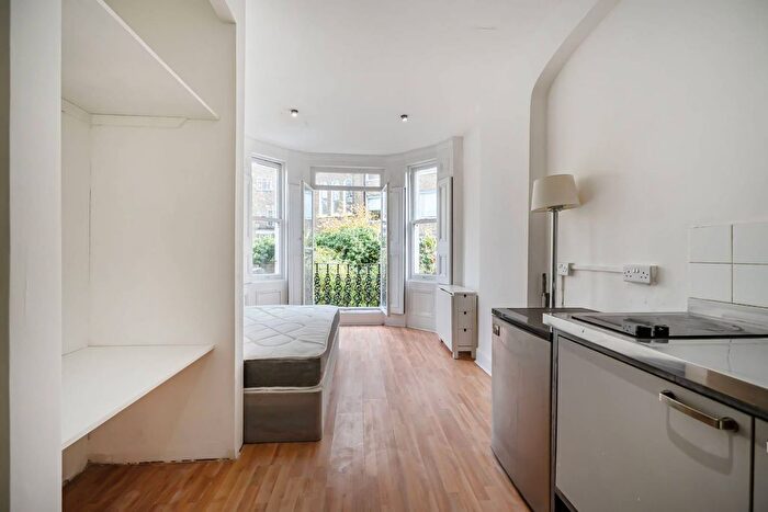 Studio To Rent In Marloes Road, Kensington, London, W8