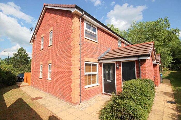 1 Bedroom House To Rent In Haywood Road, Warwick, CV34