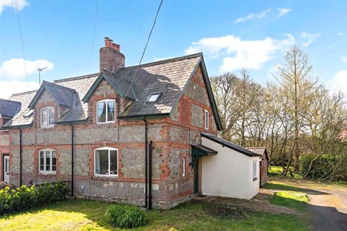 2 Bedroom Semi-Detached House For Sale In Motcombe, Shaftesbury, SP7