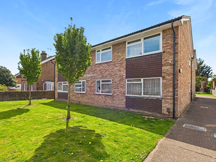 1 Bedroom Flat For Sale In Queensmead, Franklin Road, Worthing, BN13