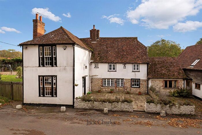 5 Bedroom Property For Sale In Park Road, Hadlow, Tonbridge, TN11