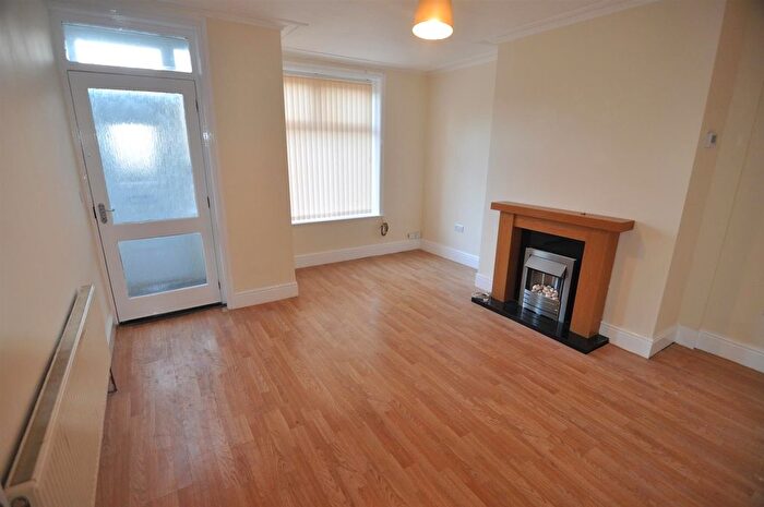 2 Bedroom Terraced House To Rent In Moorside Road, Eccleshill, Bradford, BD2
