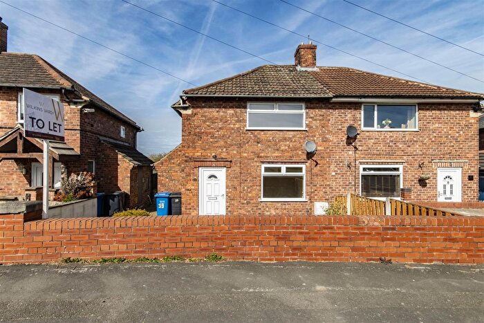 2 Bedroom Semi-Detached House To Rent In Laurel Crescent, Hollingwood, Chesterfield, S43