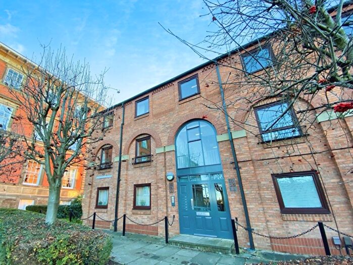 2 Bedroom Flat To Rent In Monkgate Cloisters, York, YO31