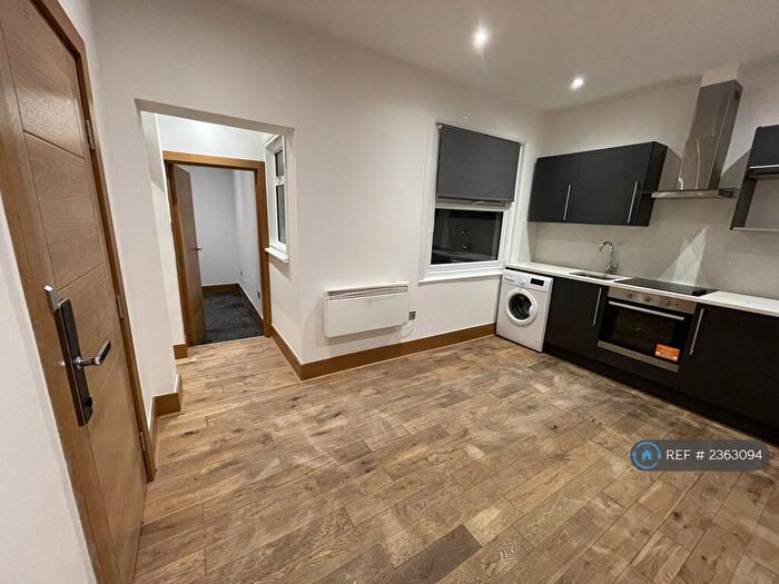 1 Bedroom Flat To Rent In Lower Addiscombe Road, Croydon, CR0