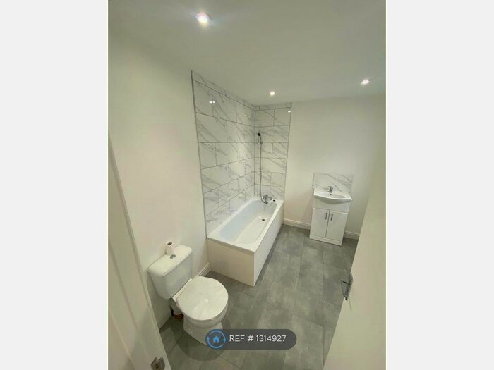 3 Bedroom Terraced House To Rent In Kentmere Road, London, SE18