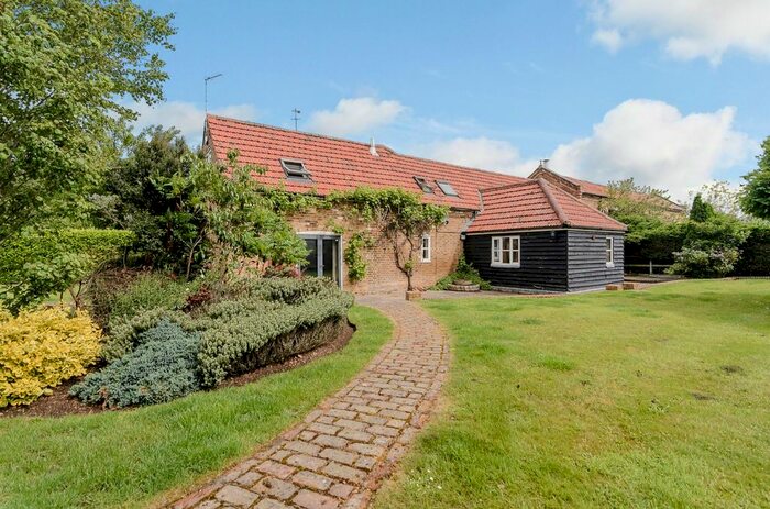 4 Bedroom Barn Conversion To Rent In St. Huberts Lane, Gerrards Cross, Buckinghamshire, SL9