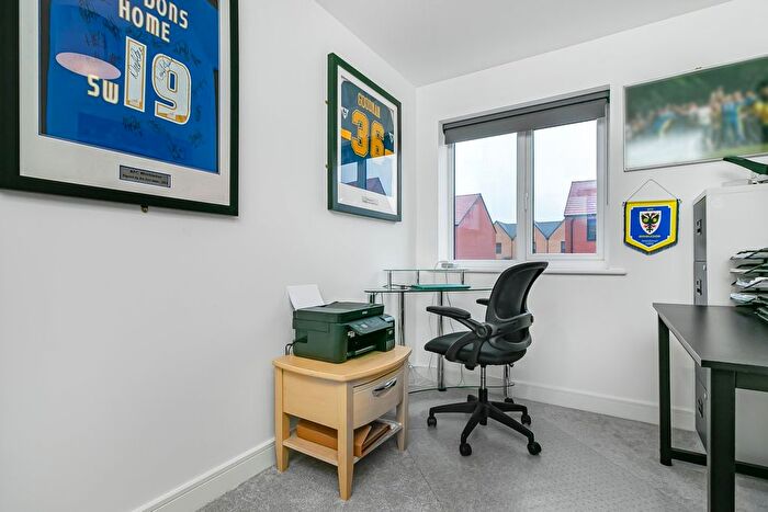 3 Bedroom Terraced House For Sale In Rockingham Dene, Wellingborough, NN8