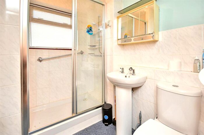 2 Bedroom Bungalow For Sale In Patrick Road, Corby, NN18