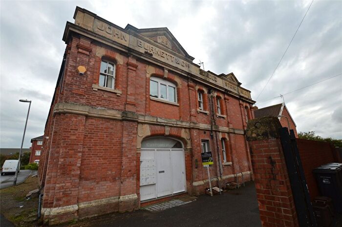 2 Bedroom Flat To Rent In Huntspill Road, Highbridge, Somerset, TA9